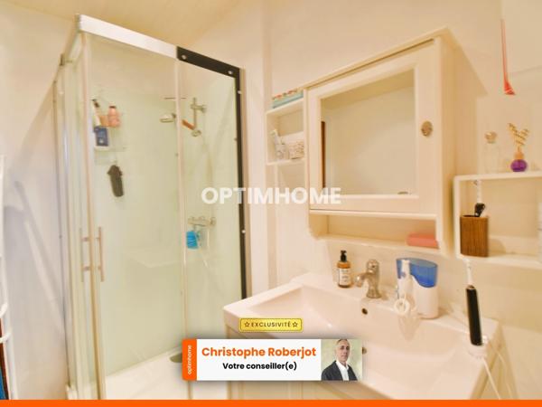 Style rare pour cette maison de ville de 160m2 ambiance COTTAGE