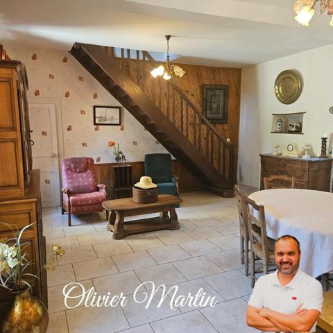 MOULIN XVIII° siècle  AVEC MAISON ET DÉPENDANCES SUR 5 HECTARES – À 25 MIN DU MANS