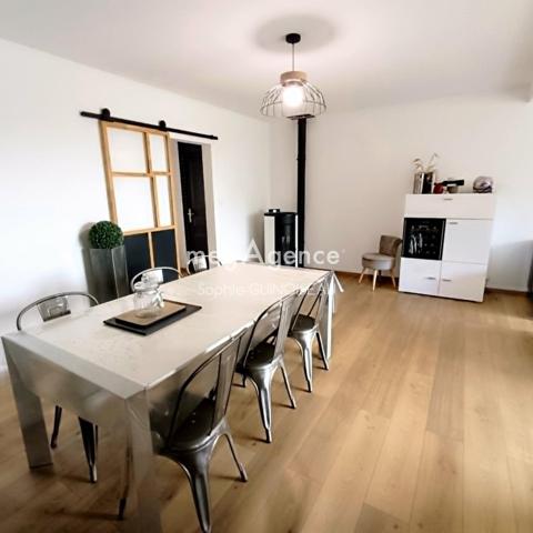 Maison à CHOLET, 49300 - 6 pièces 131m²