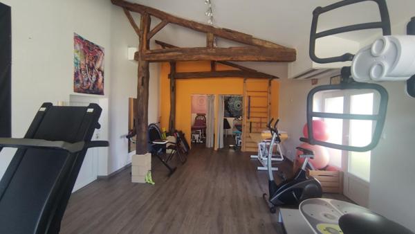 Propriété avec dépendances sur 4 hectares