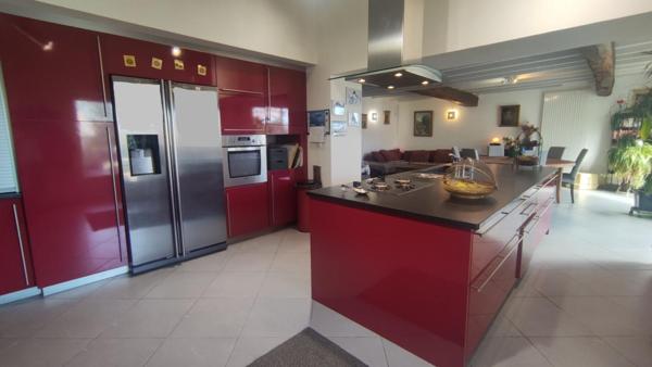 Propriété avec dépendances sur 4 hectares