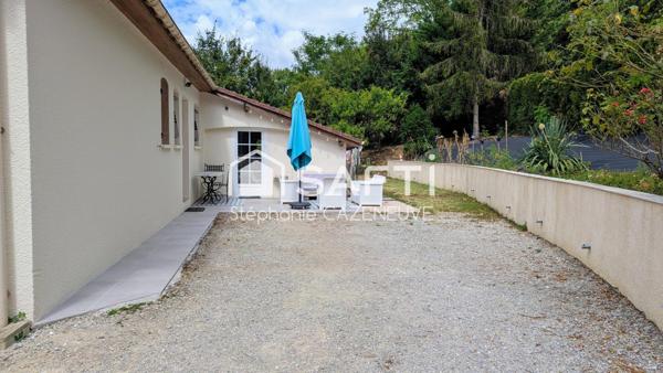 Confort, terrain, piscine et studio à 5 min d’Auch