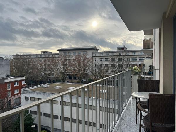 Appartement 2 pièces avec balcon 965€ CC- VIEUX SAINT MAUR DES FOSSES