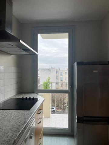 Appartement 2 pièces avec balcon 965€ CC- VIEUX SAINT MAUR DES FOSSES