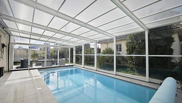 Villa d’exception à Ouistreham Riva Bella – 226 m² habitables avec piscine intérieure chauffée, à seulement 300m de la plage