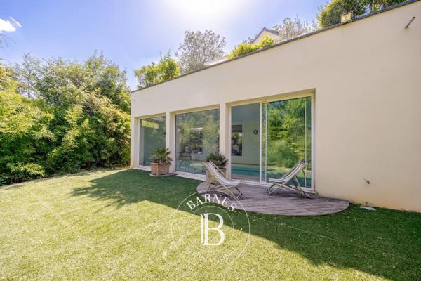 Vaucresson, Maison 4 Chambres -  221 m² à vendre