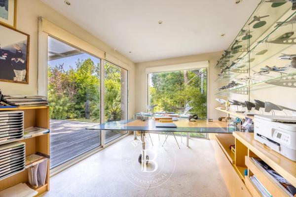 Vaucresson, Maison 4 Chambres -  221 m² à vendre