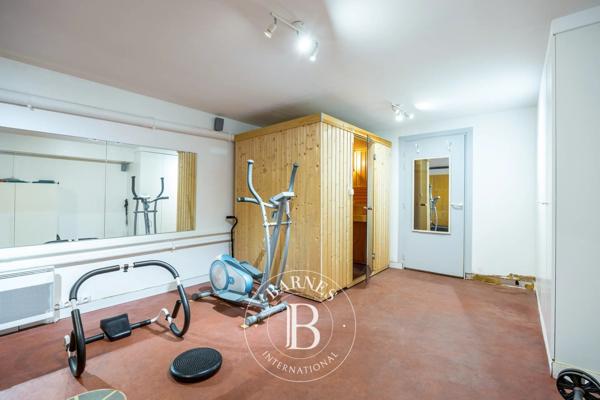 Vaucresson, Maison 4 Chambres -  221 m² à vendre