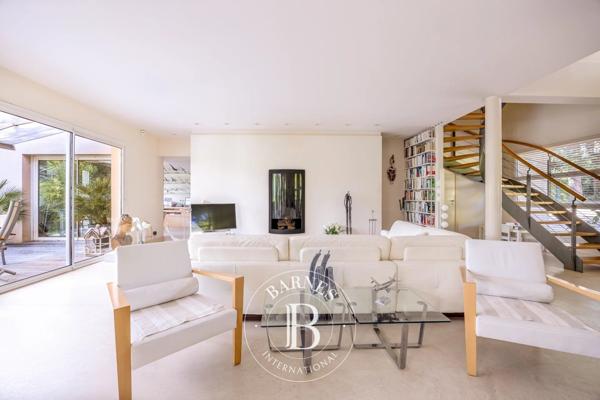 Vaucresson, Maison 4 Chambres -  221 m² à vendre