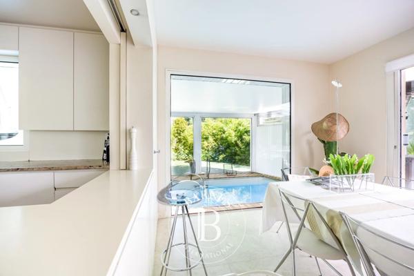Vaucresson, Maison 4 Chambres -  221 m² à vendre