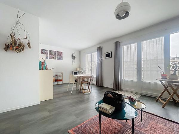 NANTES SAINTE THERESE-ROND POINT DE VANNES,charmant T4, 2 chambres ,balcon, parking