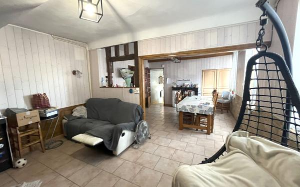 Immeuble à vendre    11 pièces •  Beauvais