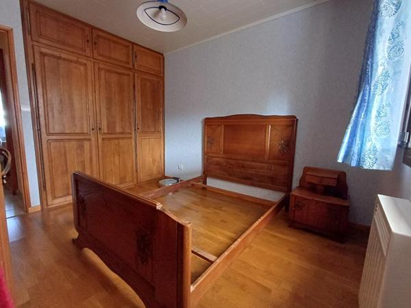 A 5 mn de Chalons, maison de plain-pied à Sarry 5 pièces - 3 chambres 118 m2