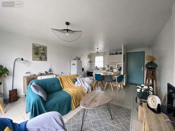 Maison à louer à Saint-Philbert-de-Grand-Lieu en Loire-Atlantique (44310), ref : 44039-L318