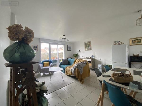 Maison à louer à Saint-Philbert-de-Grand-Lieu en Loire-Atlantique (44310), ref : 44039-L318