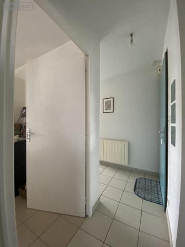 Maison à louer à Saint-Philbert-de-Grand-Lieu en Loire-Atlantique (44310), ref : 44039-L318