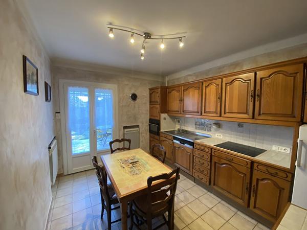 Maison L Isle Sur La Sorgue 5 pièce(s) 125 m2