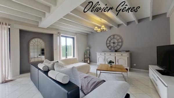 Aigne (72650) Aigné - Maison 6 pièces - 130 m² - 3 chambres - Garage et jardin