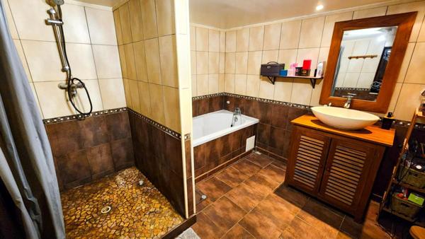 Maison à COURCELLES-LA-FORET, 72270 - 5 pièces 160m²