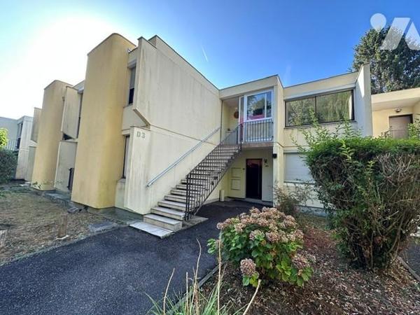 "INVESTISSEMENT" Appartement "loué", de type 3 pièces avec un box et un parking privatif 
