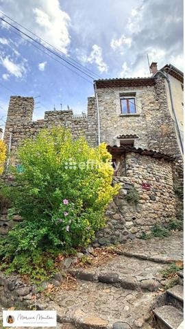 Maison
         8 pièces
        - 147 m² 290 000 € *