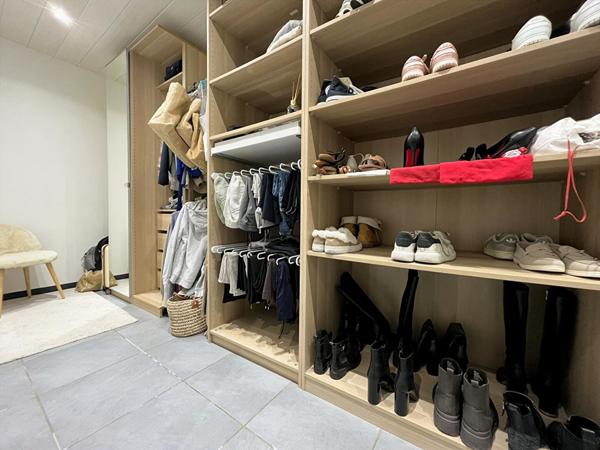 Villa La Gaude 6 pièces 240 m2 avec Piscine et jardin