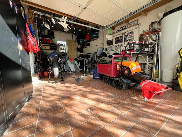 Villa La Gaude 6 pièces 240 m2 avec Piscine et jardin