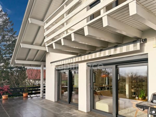 Maison à vendre 6 pièces PREVESSIN MOENS (01)