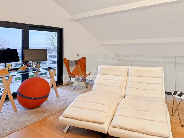 Maison à vendre 6 pièces PREVESSIN MOENS (01)