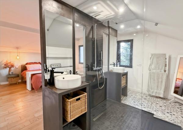 Maison à vendre 6 pièces PREVESSIN MOENS (01)