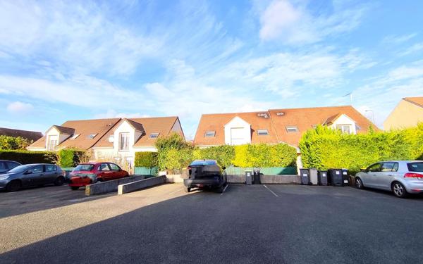 Appartement à vendre    2 pièces • 43 m2 Mézières-sur-Seine