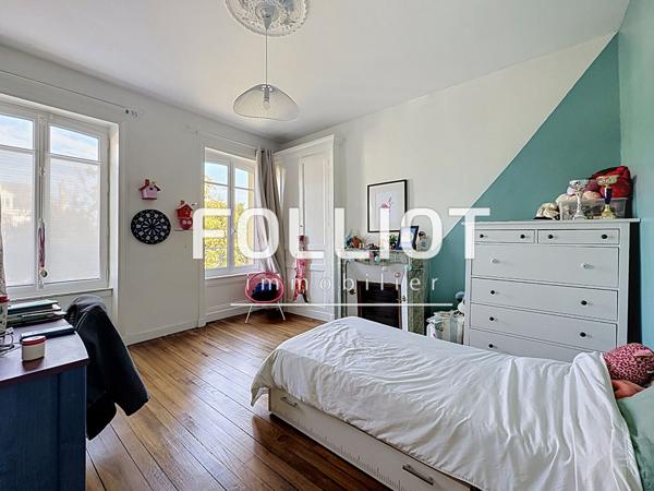Maison de grand standing à vendre à Granville - 7 chambres, 192 m²