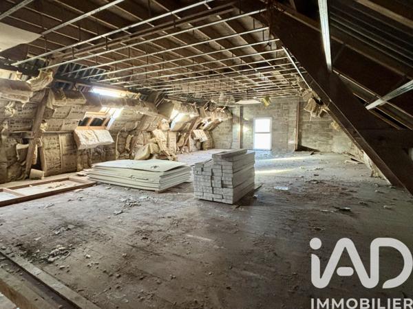 Maison à vendre 2 pièces 270 m² Bais