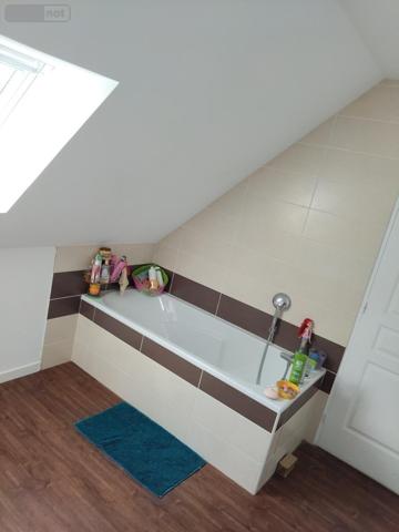Maison à vendre à Sainte-Jamme-sur-Sarthe dans la Sarthe (72380), ref : 72125-68