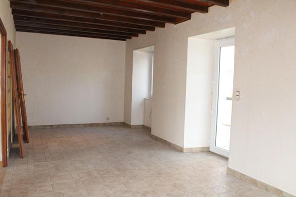Maison Landos 6 pièce(s) 103 m2 garage, cour et atelier