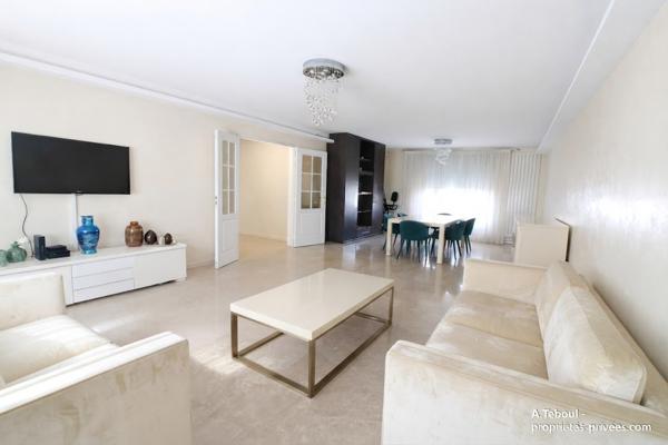 Villeurbanne Gratte-ciel - 122m² - T4Bis - Balcon 12m² - Suite Parentale - Cli:matisation - Garage
