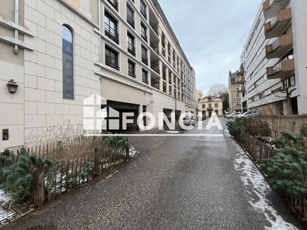 Location Parking - 20A ET B AVENUE FONT ARGENT Besancon 25000