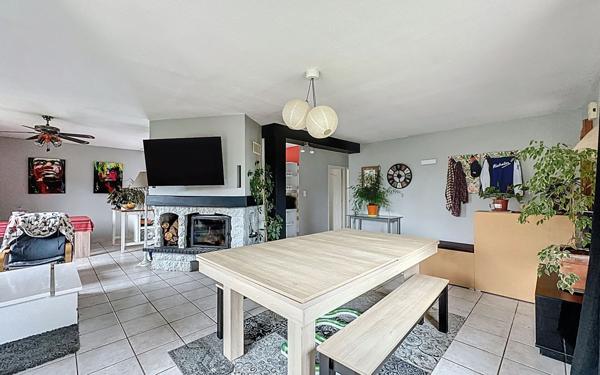 Maison à vendre    6 pièces • 120 m2 Ennezat