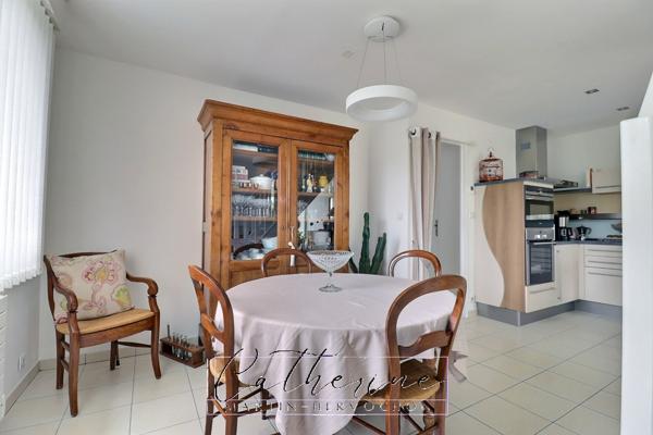 Appartement duplex 4 pièces 84.4 m2 / 92,81 m² au sol avec parking et cave