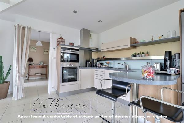 Appartement duplex 4 pièces 84.4 m2 / 92,81 m² au sol avec parking et cave