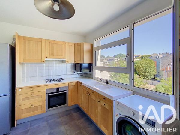 Appartement à vendre 4 pièces 74,79 m² Garches