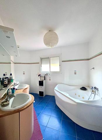 Magnifique villa de 145 m² avec piscine sur 2500 m² - Miremont (31190)