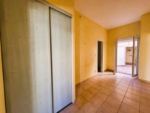 Appartement Perpignan 3 pièce(s) 77.14 m2 / Jardin / Patio