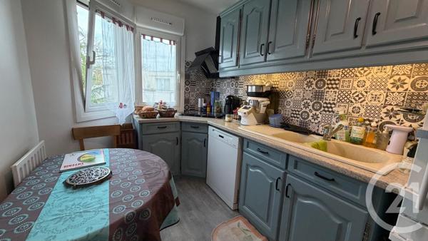 Appartement F4 à vendre  4 pièces - 76,65 m2 EVRY - 91