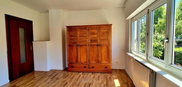 Rare à Illkirch maison avec 2 appartements + jardin