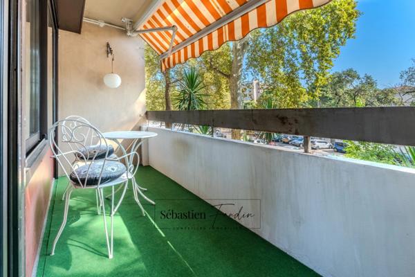 Appartement à vendre 4 pièces MARSEILLE 11EME ARRONDISSEMENT (13) - Loggias - Stationnement privatif - Cave - Ascenseur