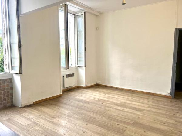 Marseille (13003) Type 2 Rue Loubon 13003