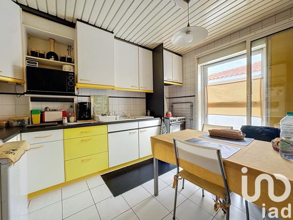 Maison à vendre 3 pièces 182 m² Perpignan