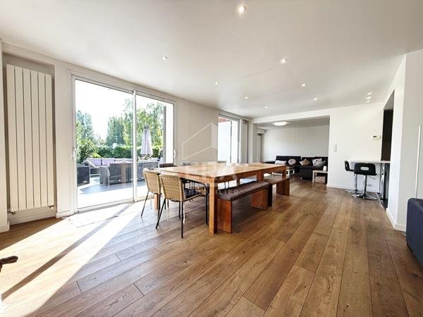 Maison Lésigny 9 pièces - 6 chambres - 226 m2