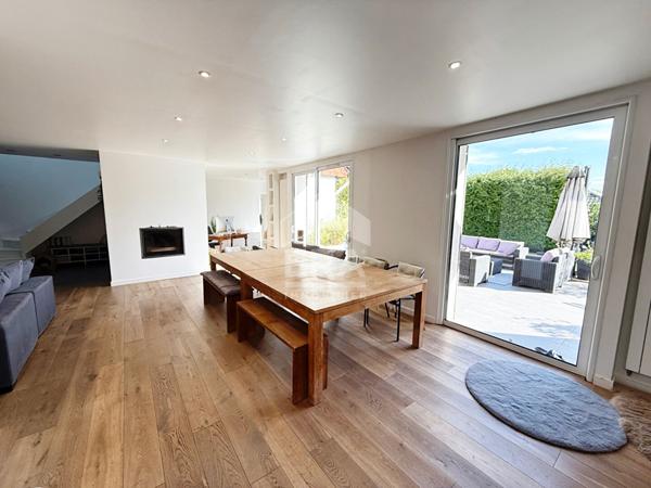 Maison Lésigny 9 pièces - 6 chambres - 226 m2